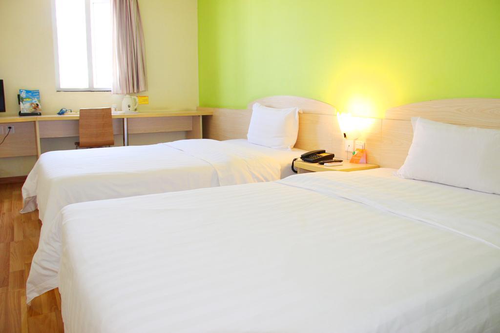 7Days Inn Xiamen Lotus Square Branch Csiangtou Kültér fotó